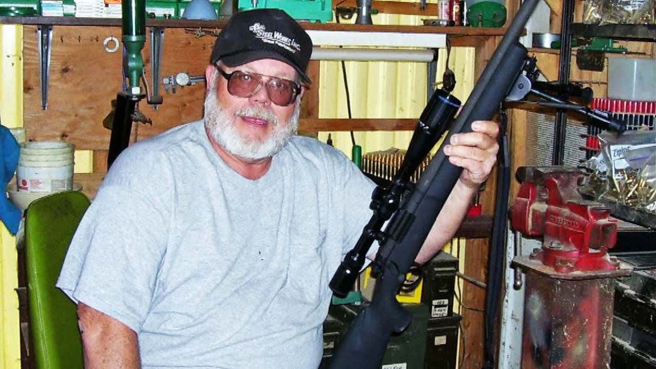 Man Who Made Threats Against Biden Shot Dead in FBI Raid