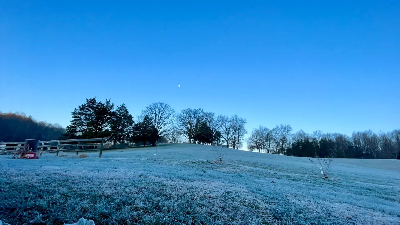 A Winter Moonset 🌖 Livingston Tennessee