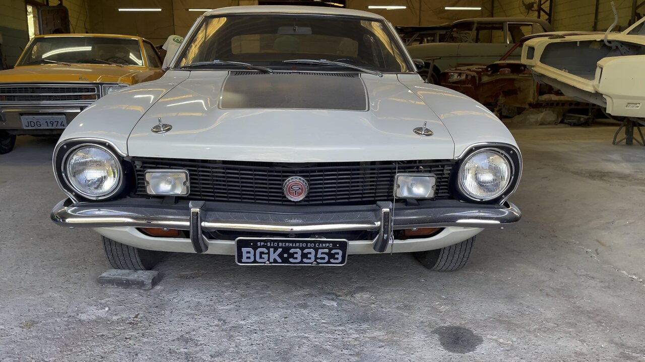 Funilaria do Maverick V8 bem avançada !