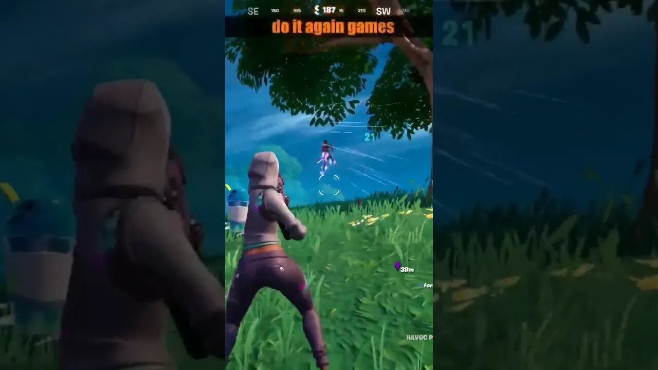 Fortnite no build attack on Titan push