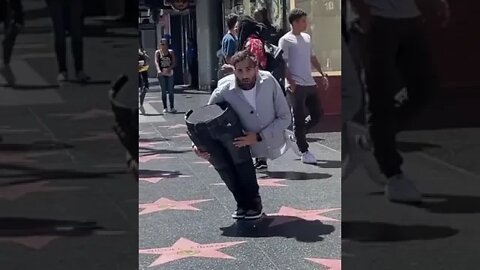 The best Hollywood street performer