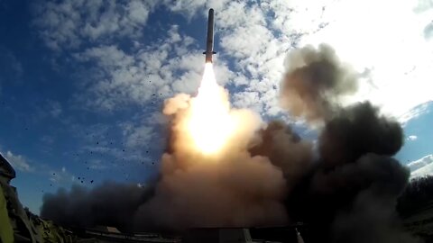 ★★★ Iskander-M Operational-Tactical Missile System in Action