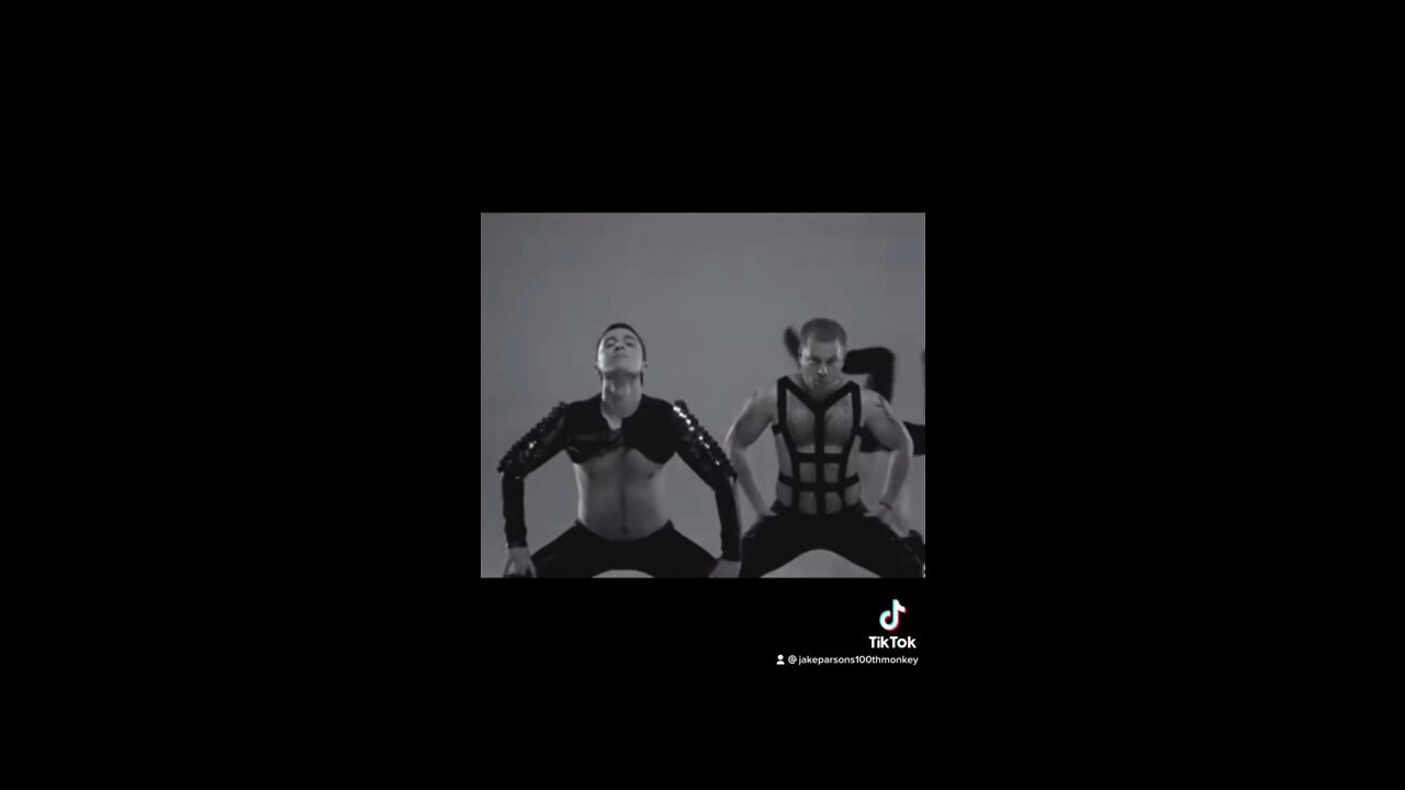 Zelensky-Tiny Dancer-Ukraine