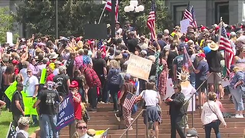 Hundreds of motorcyclists rally outside State Capitol building, demand Colorado reopen