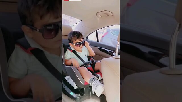 Cute baby sunglasses #shorts #viral #trending #cutebaby #shahrukh_khan