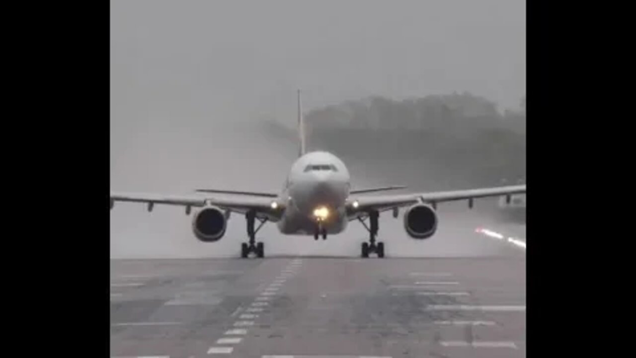 Lovely takeoff😍