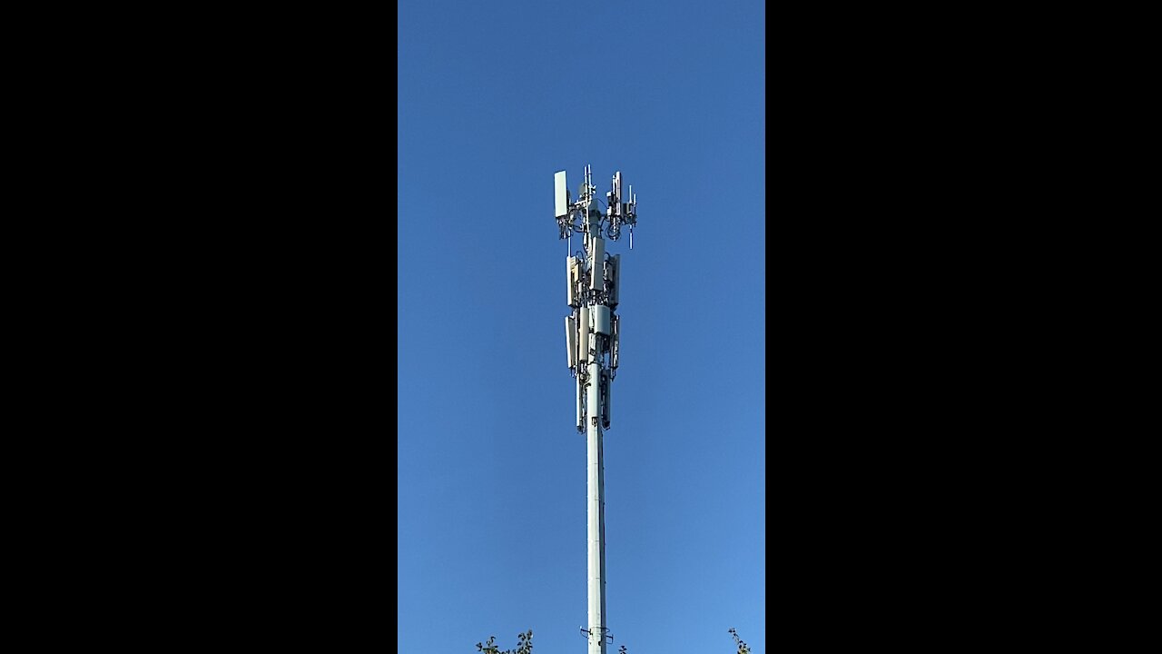 Big 5G tower in Redmond, Washington