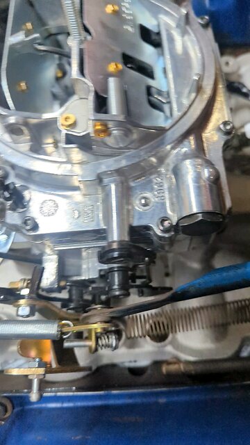 BradKuz76 Edelbrock Ford kickdown