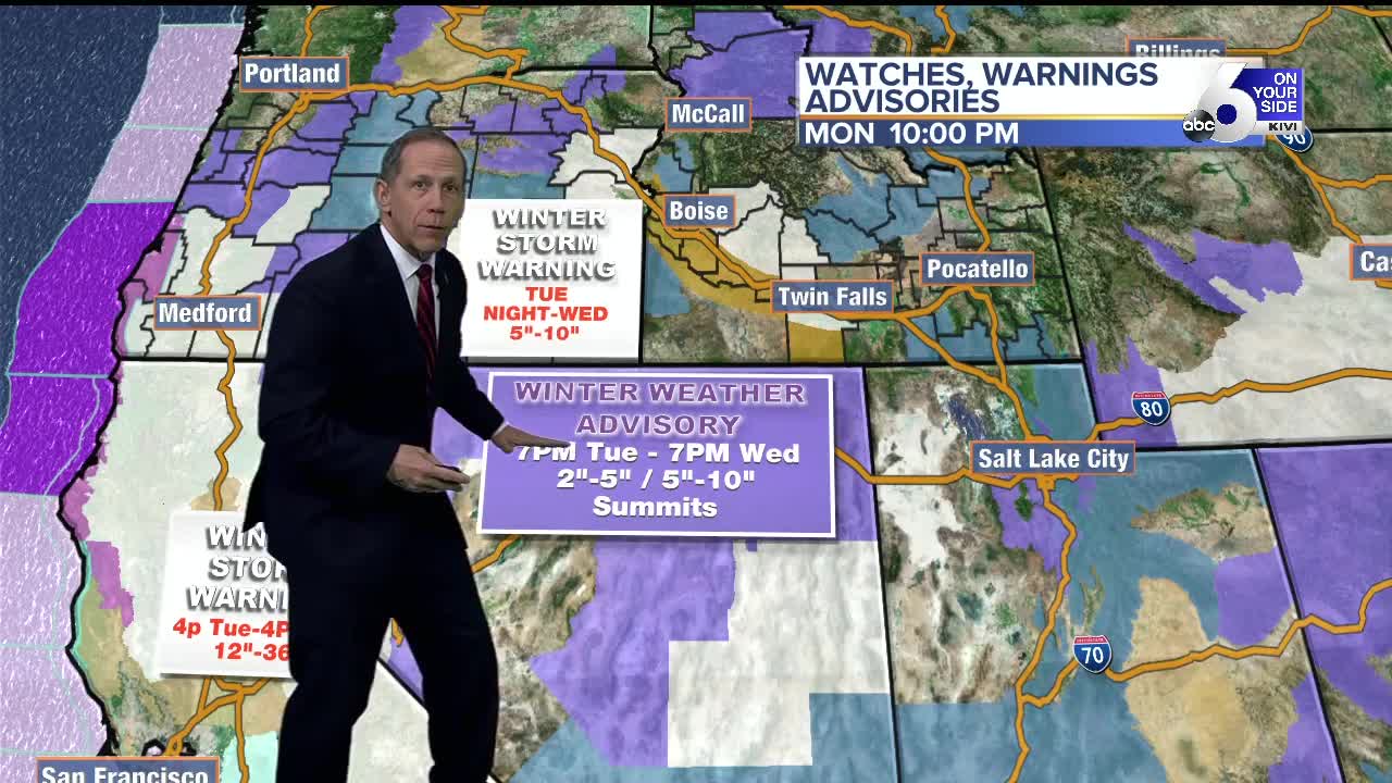 Scott Dorval's On Your Side Forecast - Monday 11/24