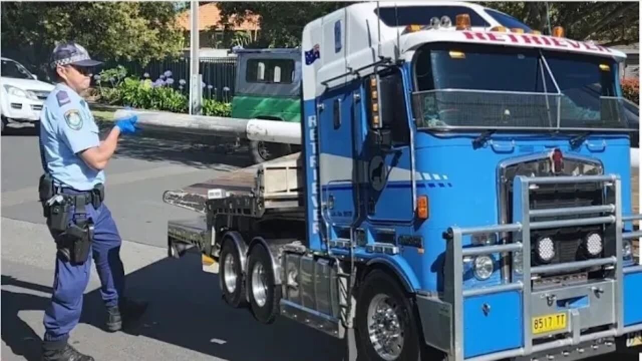 Part 6/7: Police REMOVE the Australian flag pole to "test for DNA". Locals blame the Council!