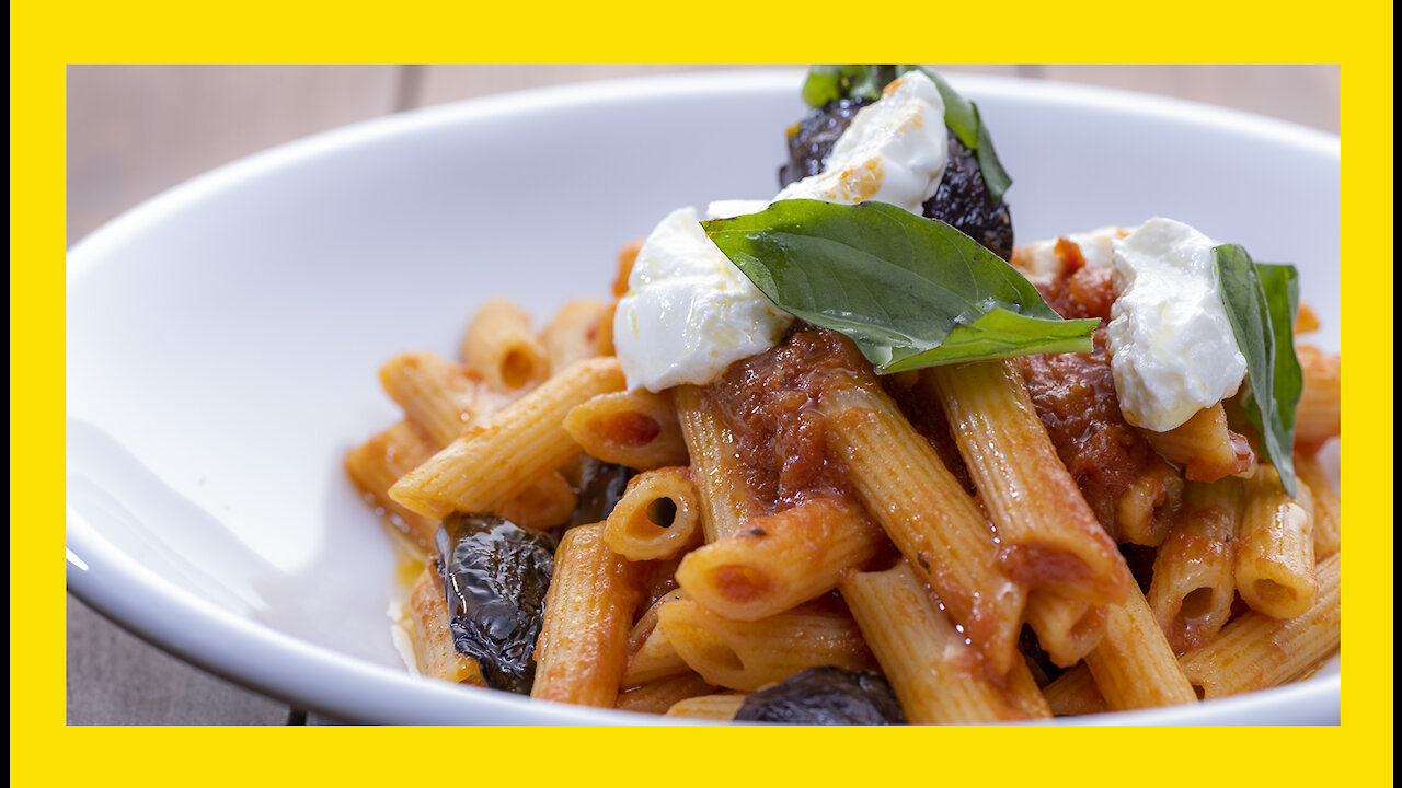 Eggplant PASTA of tomato sauce (with Ricotta cheese) Japanese style