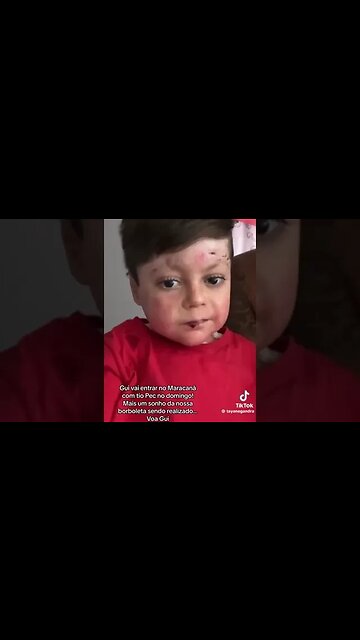 O pequeno Gui vai entrar em campo no Maracanã com Gabriel Pec no domingo, no jogo entre Vasco e Galo