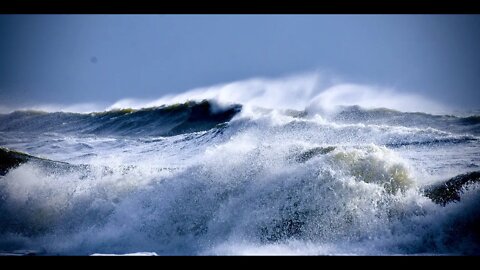 The brutal Nor’Easter winds down but not without a fight! 💨🌊