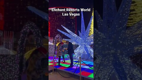 ✨The World's Largest Christmas Light Maze in Las Vegas!#shortsvideo #trending #shorts #viral #viral