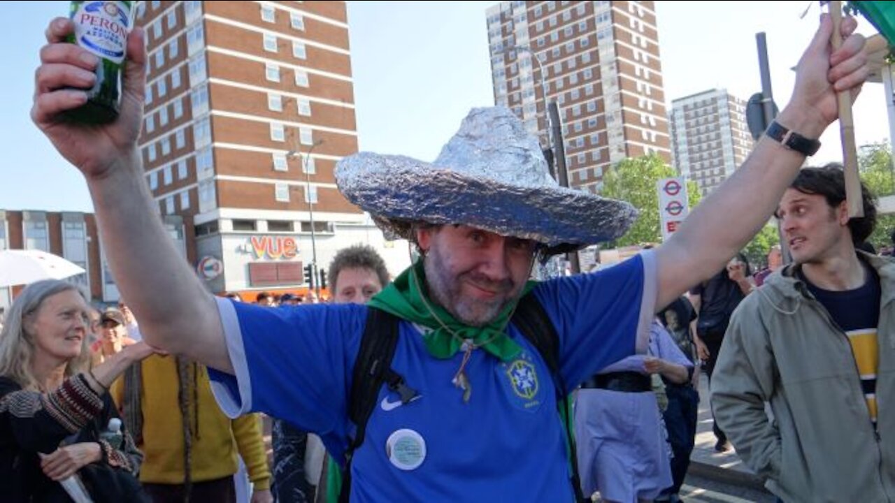 London Lockdown Protest 29th May 2021: Part 13 - Tin foil hat wearers of the world unite!