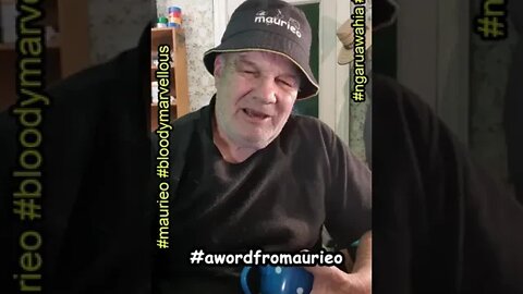 #maurieo #shorts A QUIET FRIDAY NIGHT