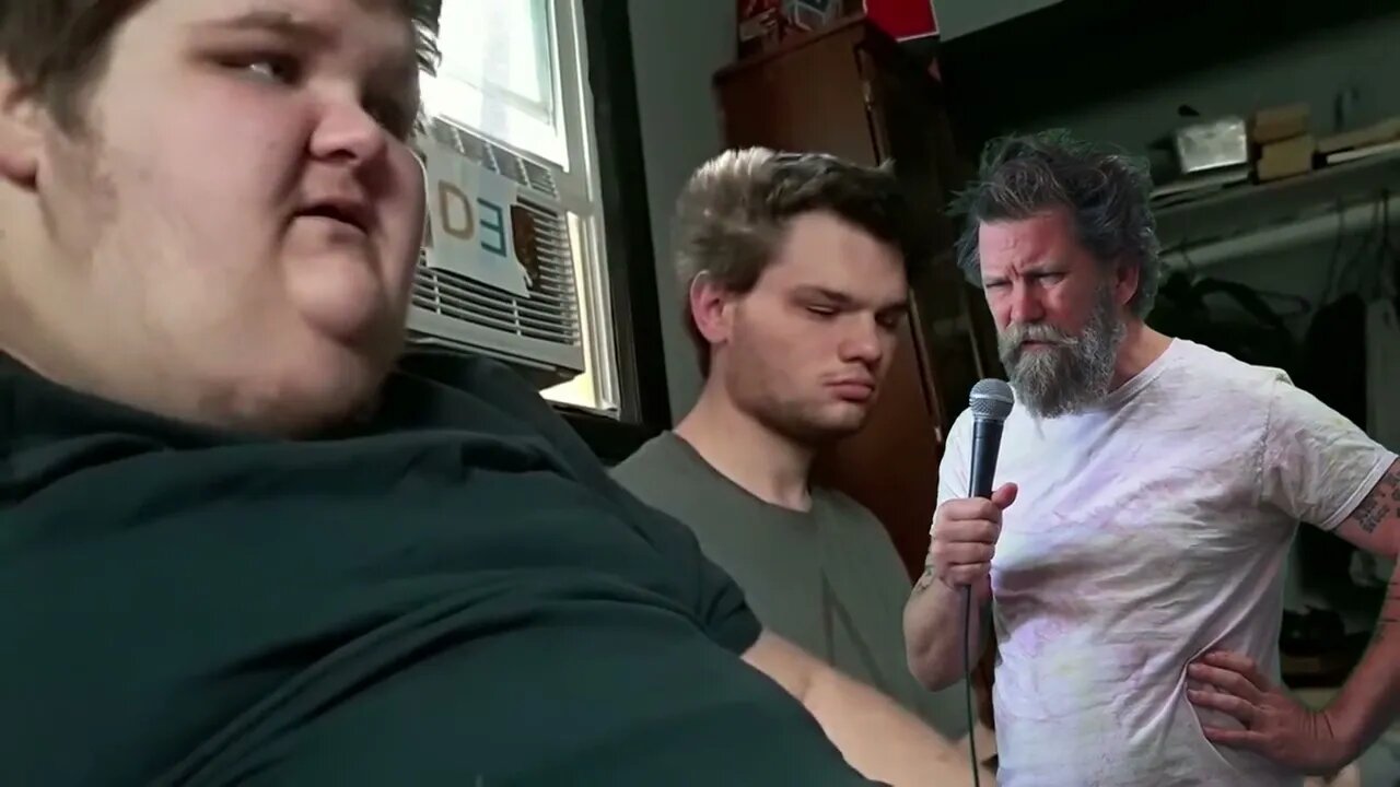 Gavin McInnes on two useless slackers (GoML Censored TV) 😂