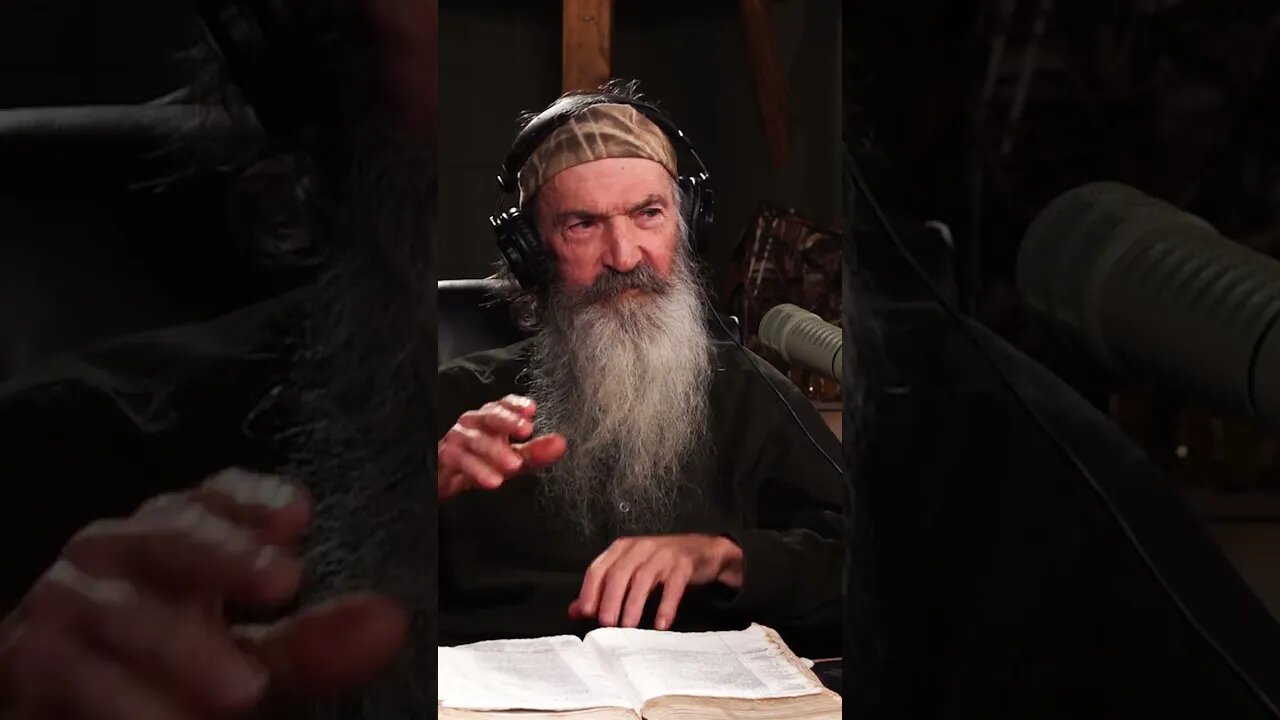 Phil Robertson & Miss Kay's Adorable Good-Night Ritual