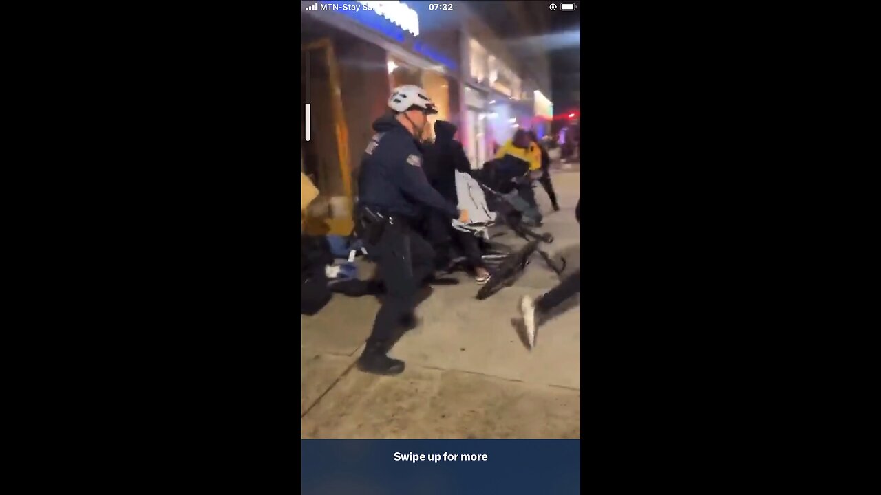 Law enforcement finally steps in to stop the looting. This was Philly tonight: