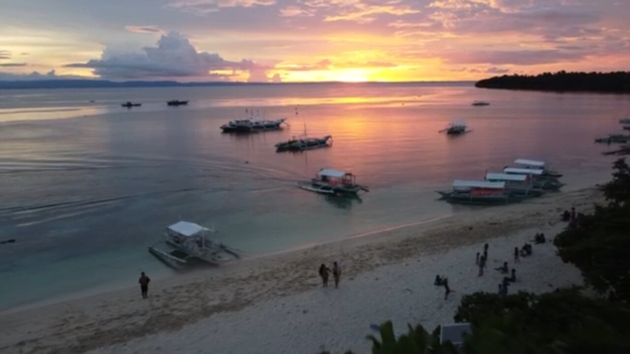 Beautiful Philippine’s Sunset at Tulang Island