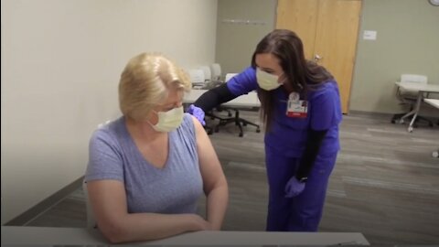 How to Avoid Allergic Reactions from the COVID-19 Vaccine (And Other Serious Potential Risks)1515