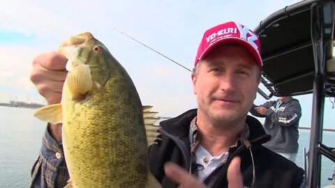 MidWest Outdoors TV Show #1621 - Lake Erie Smallmouth in New York with the Yo-Zuri Crew