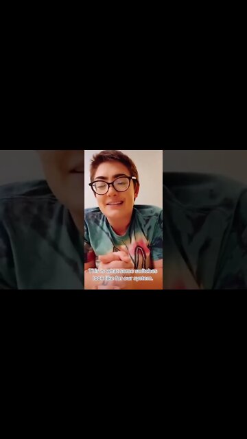 Girl Thinks She's Sonic For Real!