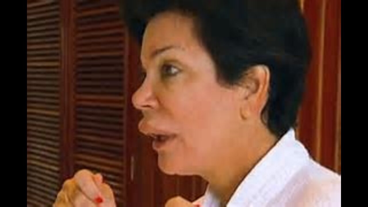 Kris Jenner lip is going to explode