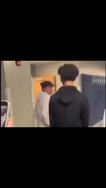 Boy Handles Two Invader Punks - Where Are His Friends? - HaloRockNews