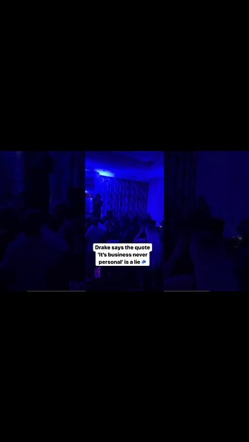 Drizzy with some words at his birthday party 🎯