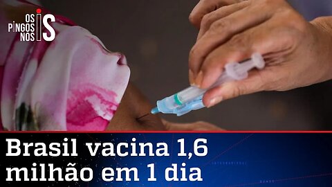 Em 24 horas, Brasil vacina o equivalente a meio Uruguai; mais doses chegam ao país