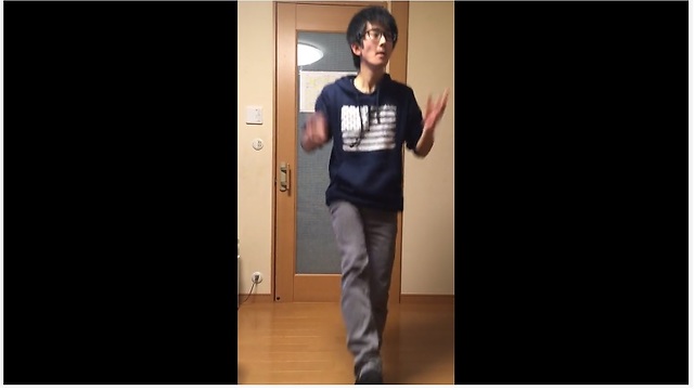 World Record Holder For Finger-Snapping Snaps Along To Japanese Song