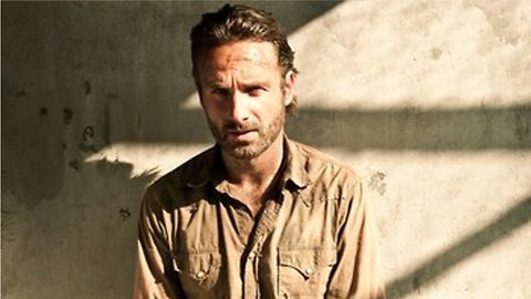 'The Walking Dead's Andrew Lincoln Photographed On Set