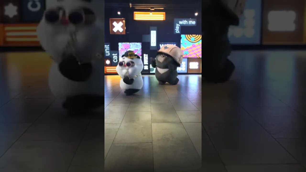 your friends to dance Up Up Up #shorts #funny #panda #foryourpage #cardib