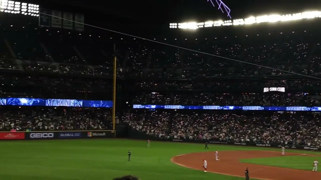 Seattle Mariners 7th Inning Stretch 09/11/2023