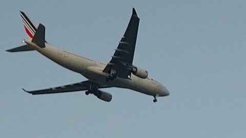 Airbus A330 F-GZCL en provenance de Paris à Fortaleza
