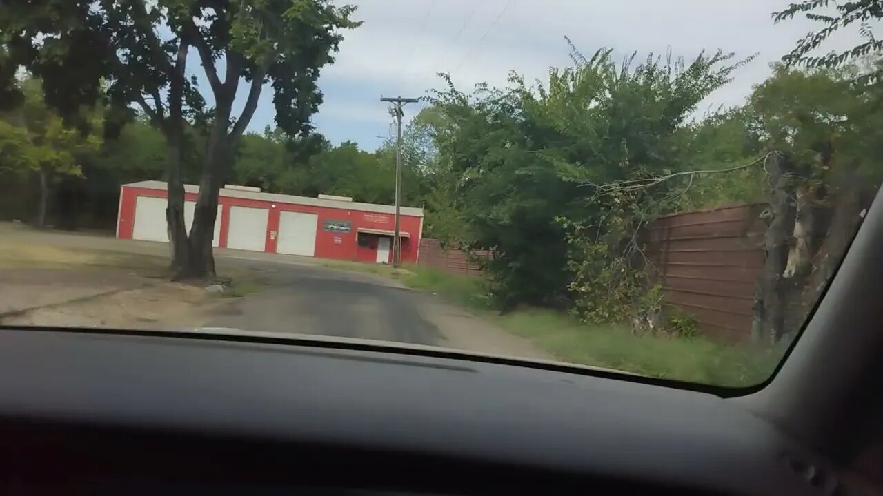 DRIVING AROUND PARIS, North Main August 16, 2022
