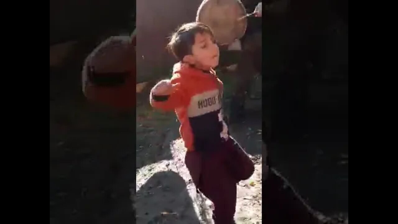 Kashmir wading dholl dance