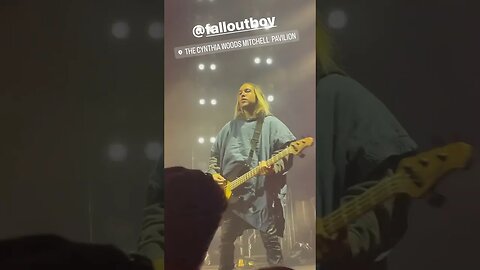 Fall Out Boy - Sugar, We’re Goin Down - live in Houston, TX 6/27/2023