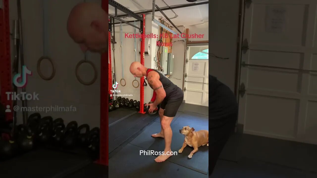 Kettlebells: KB Lat Crush Row #masterphil #kettlebell #philross #bodybellmethod #kettlebellking