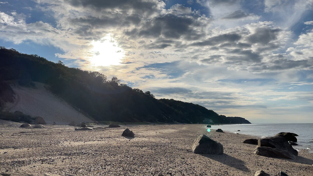 Wildwood State Park Long Island Sound Beach NY autumn 🍁 swimming October 🎃 8th 2021