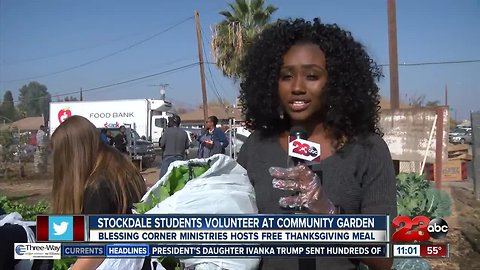 Stockdale students give back in preparation for Thanksgiving Day