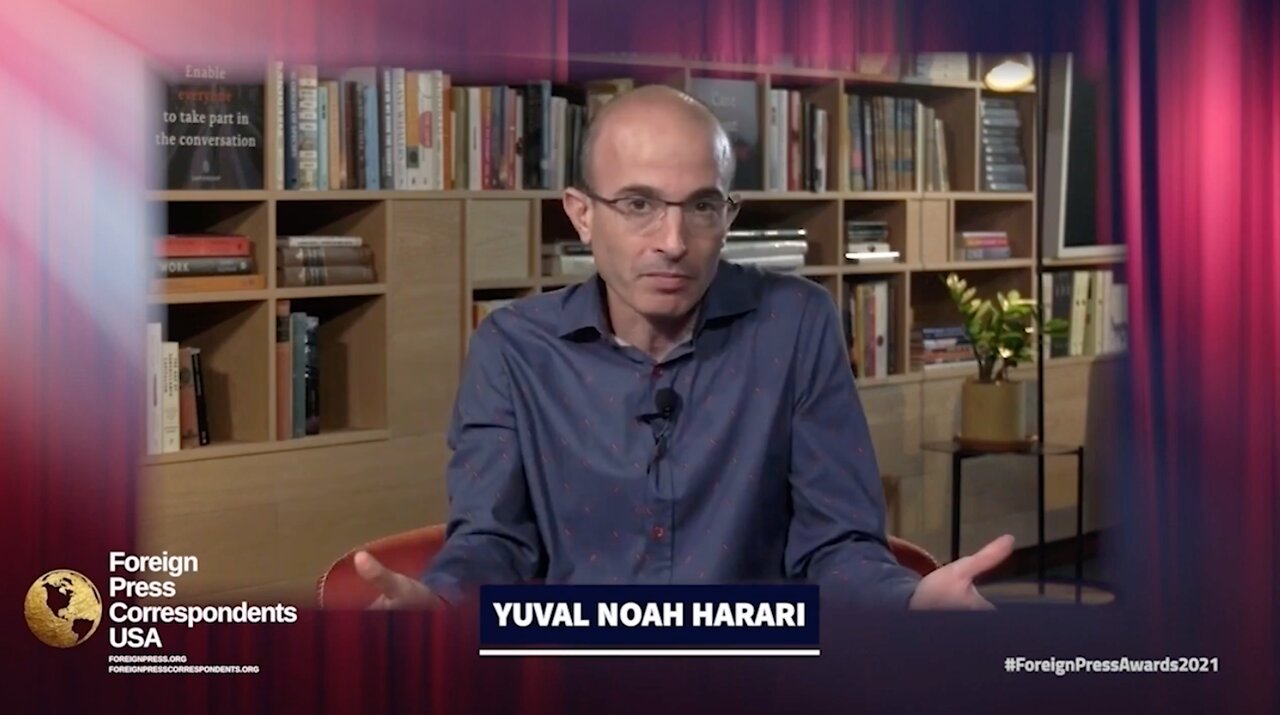 Yuval Noah Harari | "Hitler Couldn't Know Everyone's Reaction, Now It's Feasible."