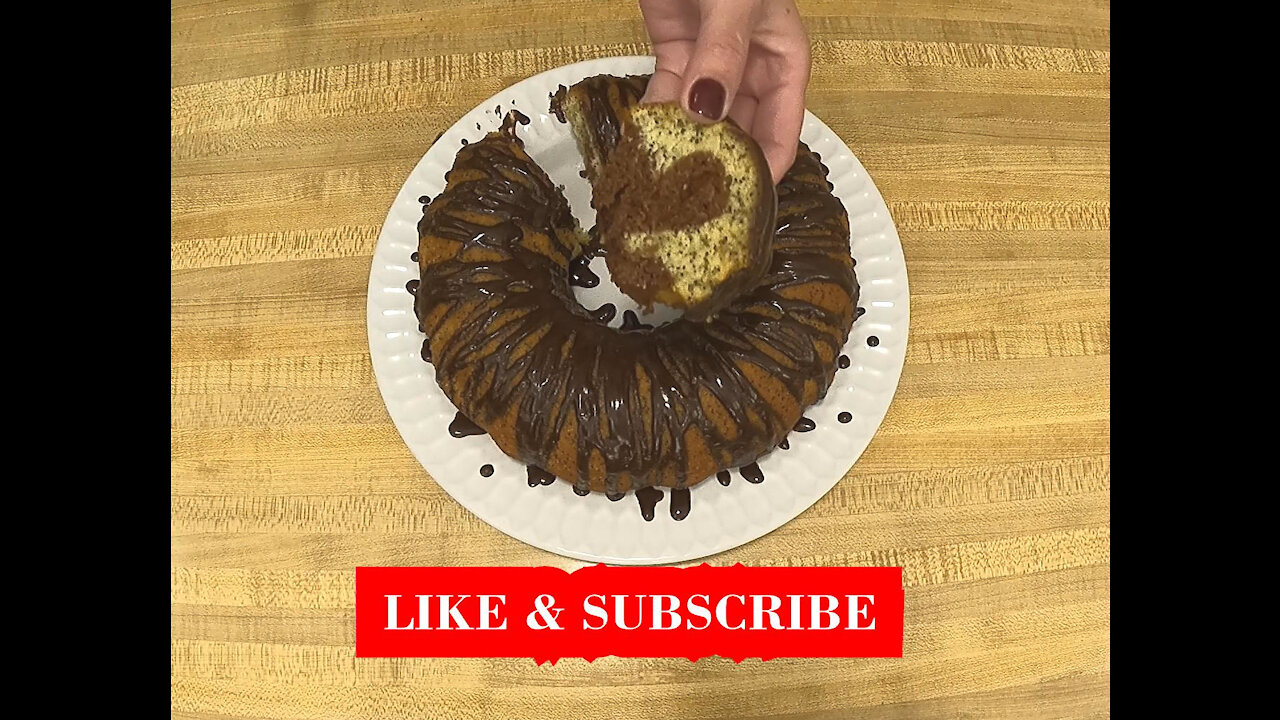 The BEST Chocolate Poppy Seed Cake Recipe Ever. Easy and Quick Chocolate Cake Recipe