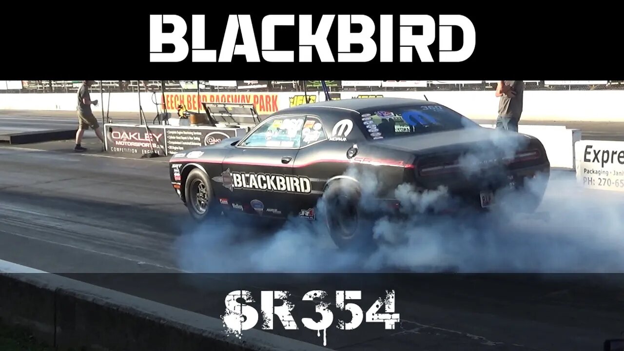 Blackbird - Dodge Challenger Drag Pak - 7 Second Dodge Challenger - MoParty Drag Race