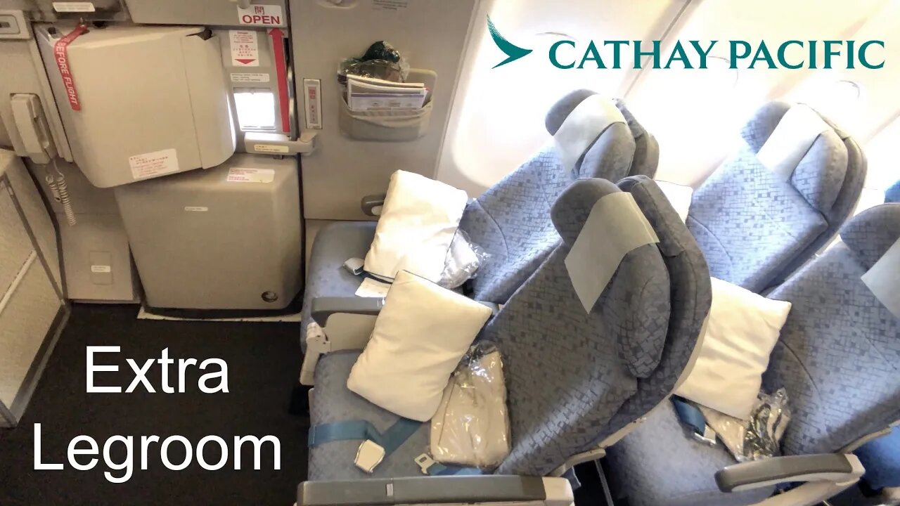 CATHAY PACIFIC A330 ECONOMY class: CX173 Hong Kong to Adelaide