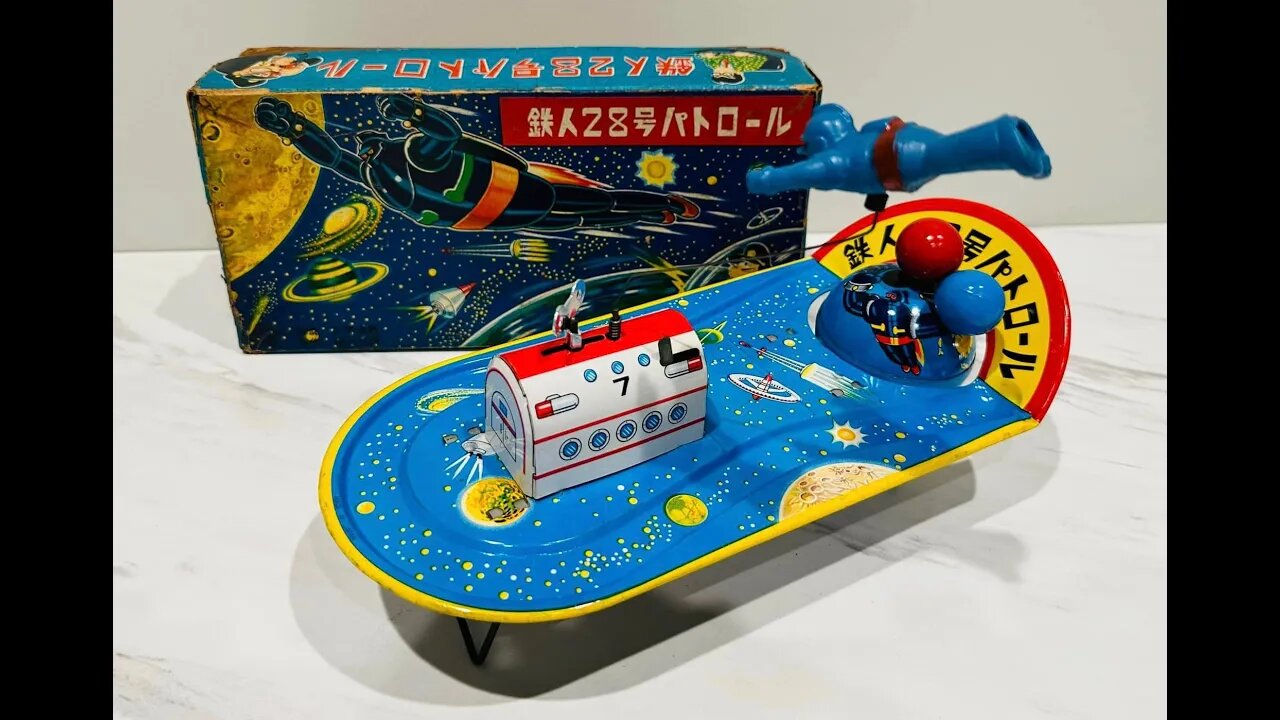 Amazing Tetsujin Track Toy has Balls!