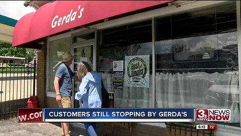 Customers hoping to get last taste of Gerda's German bakery