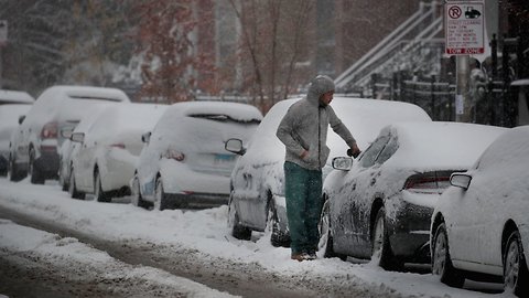 Winter Snow Storm Causes Post-Thanksgiving Travel Headache