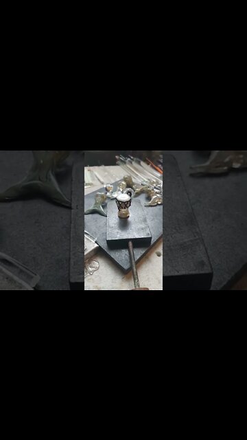 Handblown Glass Djembe Drum by GardunoGlass